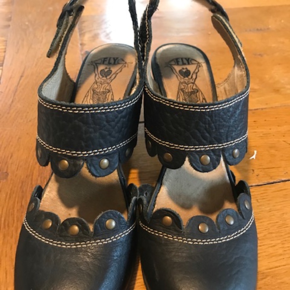 Fly London black leather heels. Size EU 38 (7.5)